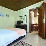 Apartment Haus Platanos & By The Sea *