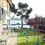 Haus Platanos & By The Sea Apartment Vourvourou