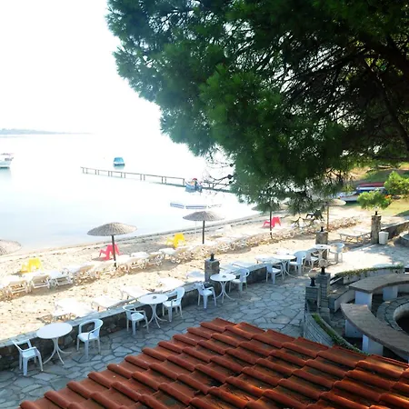 Haus Platanos & By The Sea *