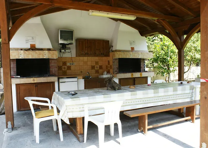 Appartamento Haus Platanos & By The Sea