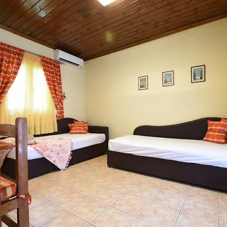 Haus Platanos & By The Sea * فوروفورو