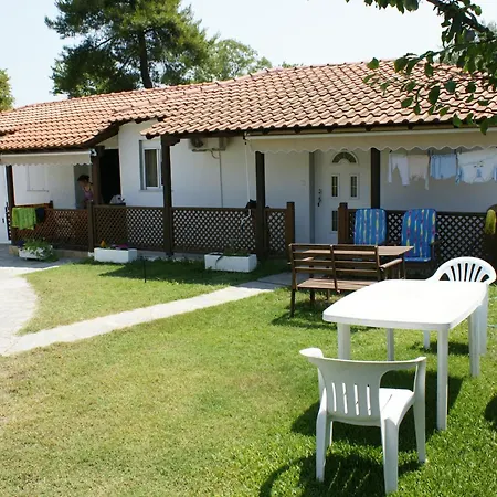 Апартаменты Haus Platanos & By The Sea Вурвуру