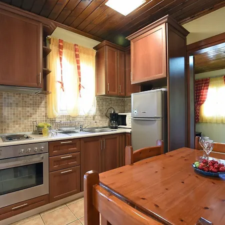 Haus Platanos & By The Sea Апартаменты *