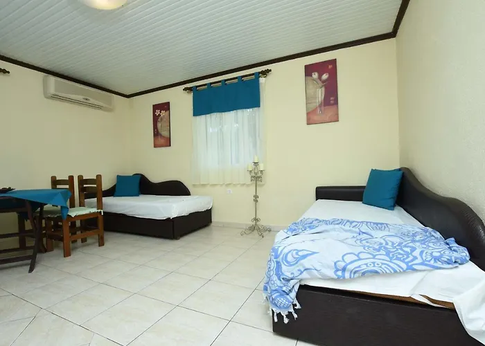 Apartman Haus Platanos & By The Sea *