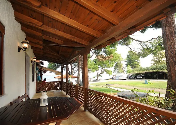 Haus Platanos & By The Sea Apartament *